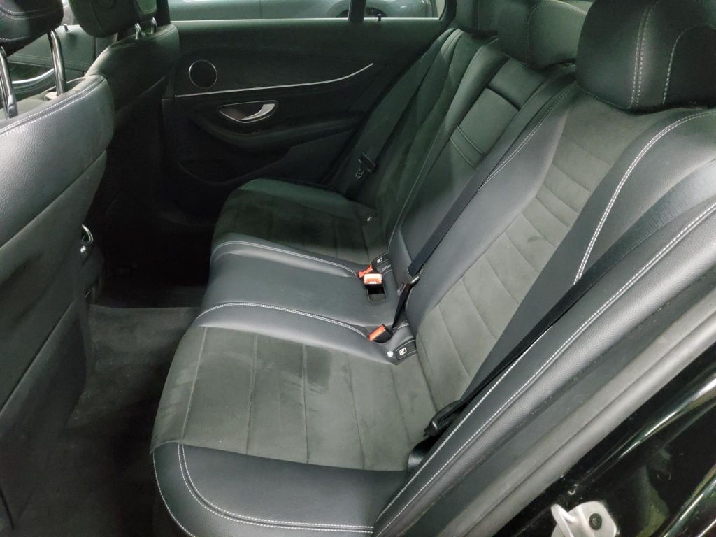 Mercedes-Benz E 300 2021