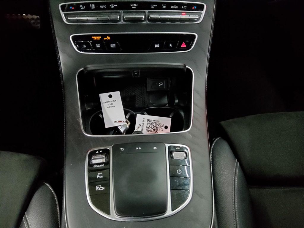 Mercedes-Benz E 300 2021