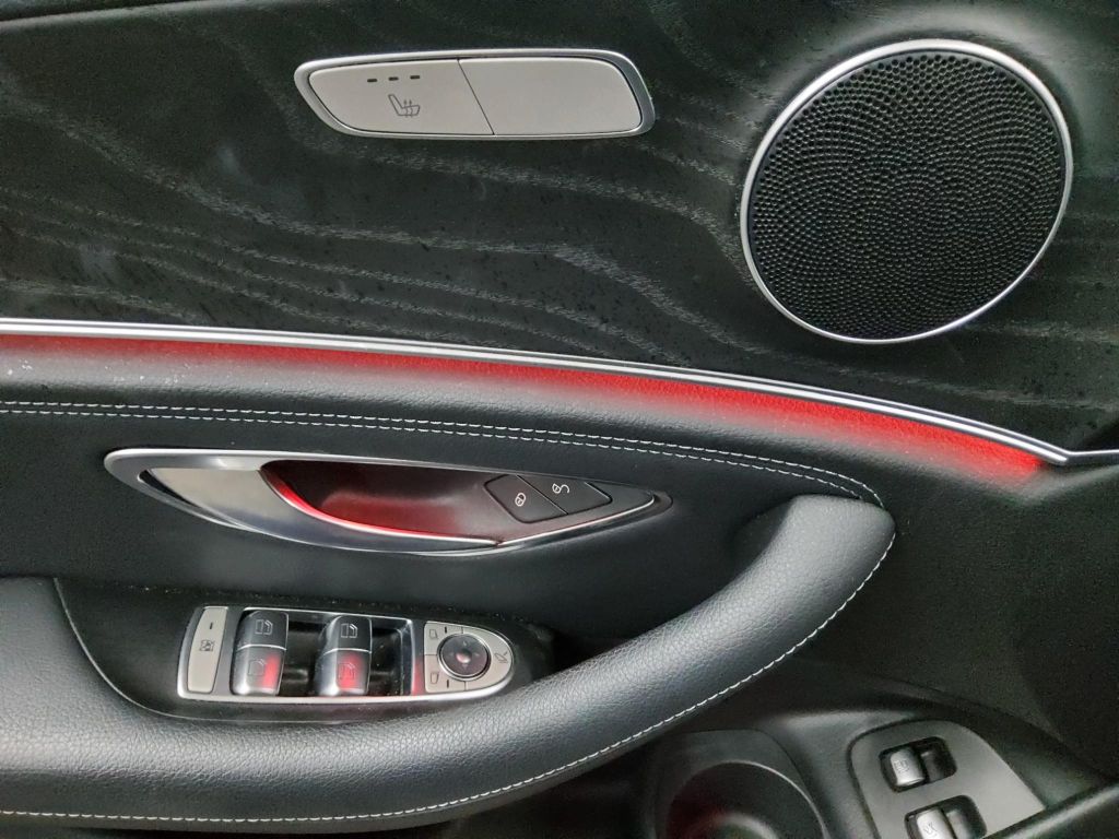 Mercedes-Benz E 300 2021