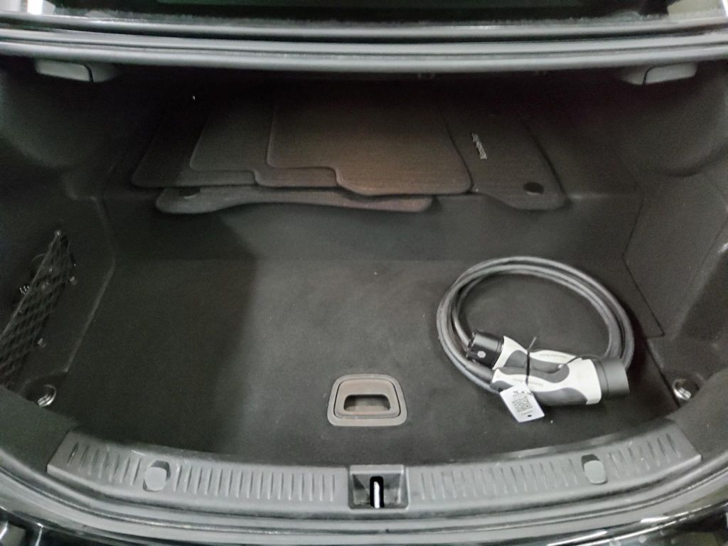 Mercedes-Benz E 300 2021