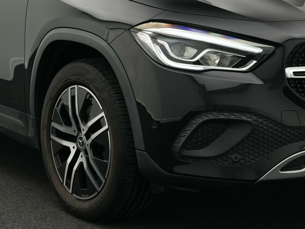 Mercedes-Benz GLA 200 2020