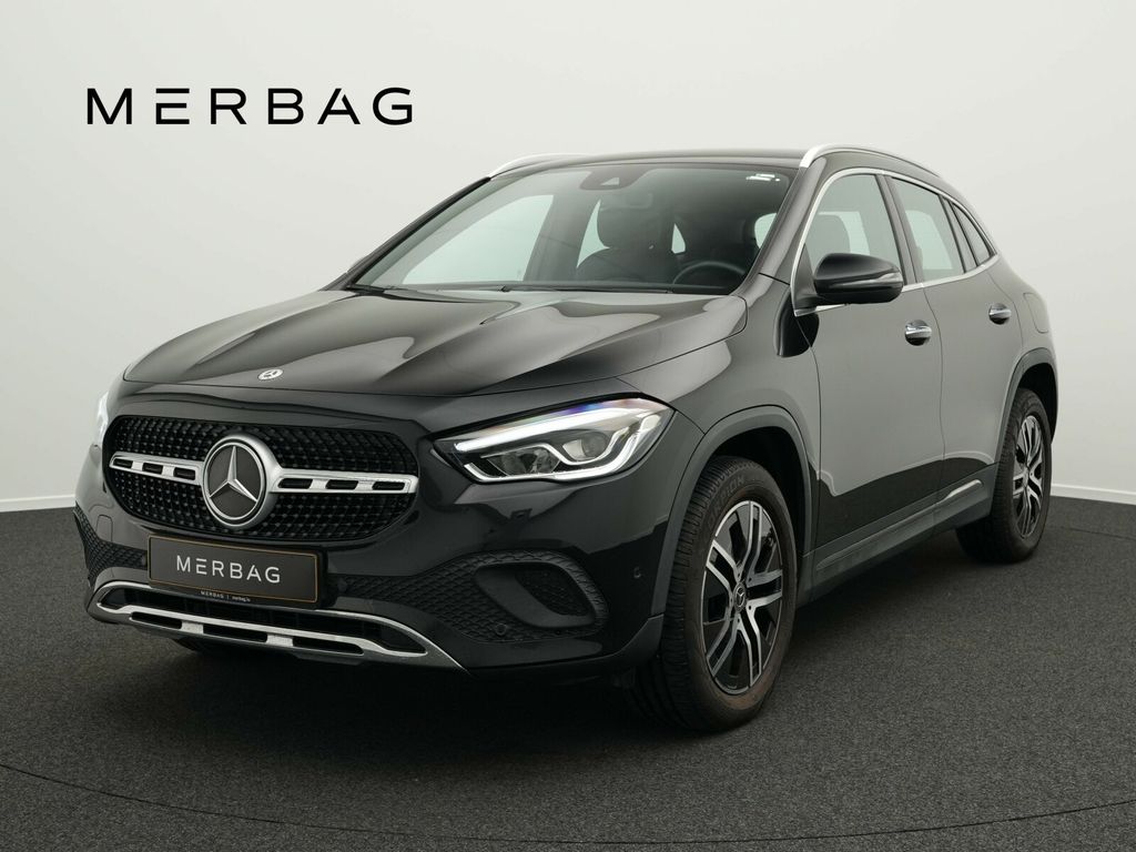 Mercedes-Benz GLA 200 2020