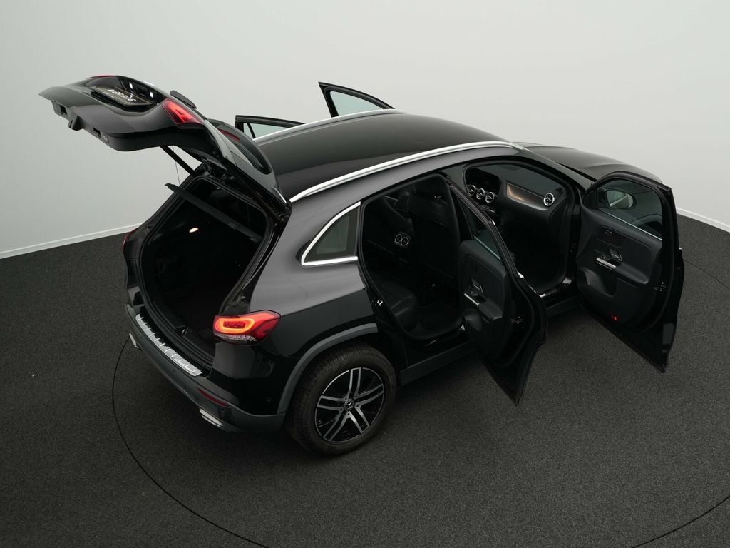 Mercedes-Benz GLA 200 2020