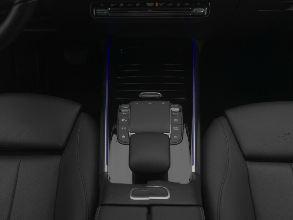 Mercedes-Benz GLA 200 2020