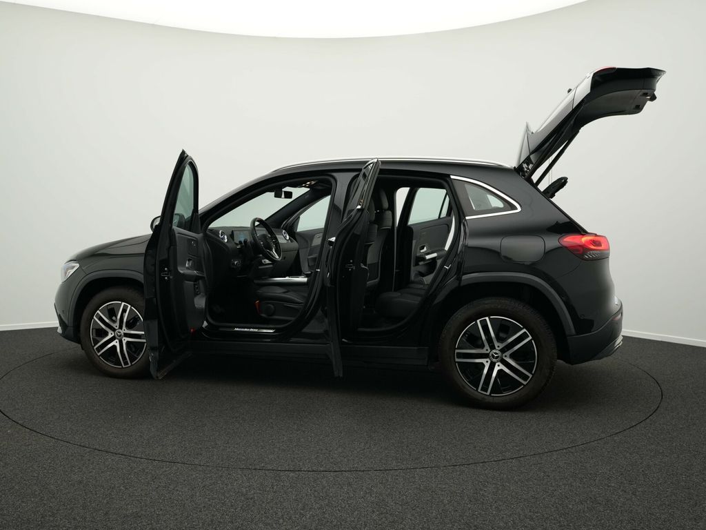 Mercedes-Benz GLA 200 2020