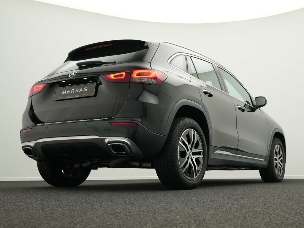 Mercedes-Benz GLA 200 2020