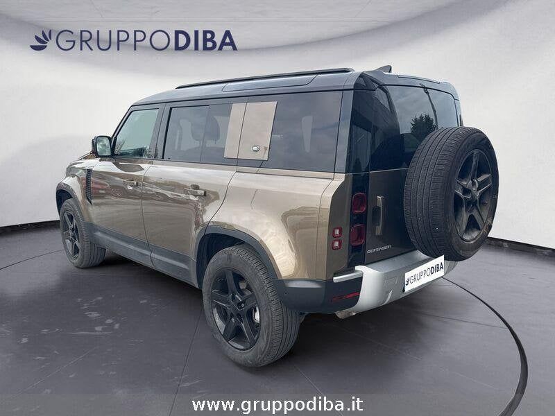 Land Rover Defender 2022