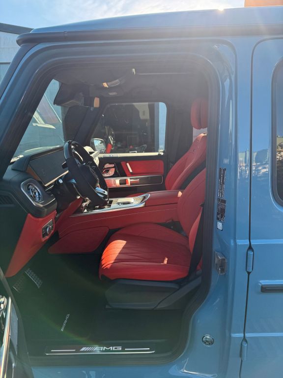 Mercedes-Benz G 63 AMG 2025