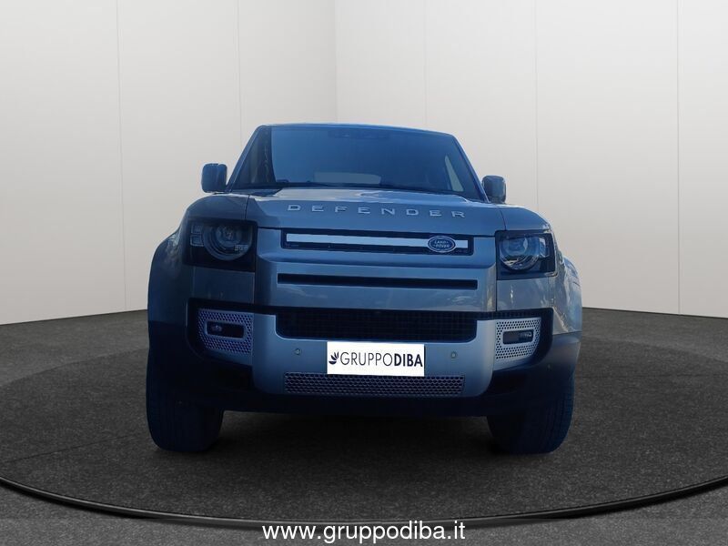 Land Rover Defender 2023