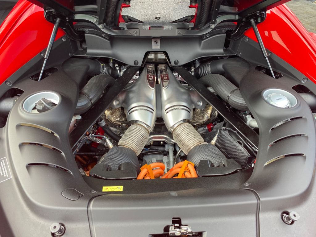 Ferrari 296 GTB 2024