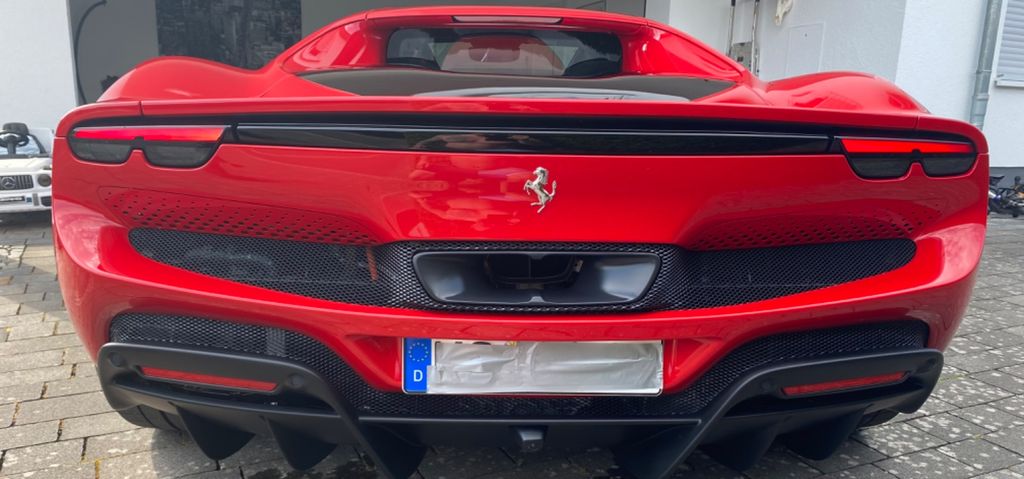 Ferrari 296 GTB 2024