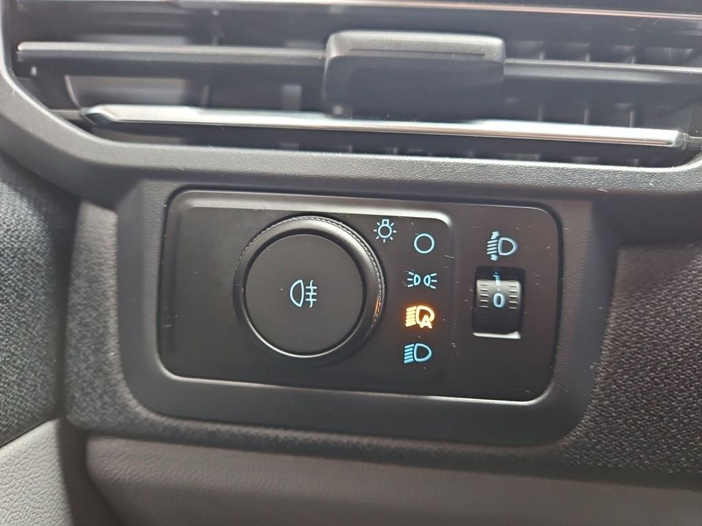 Ford Tourneo Custom 2025