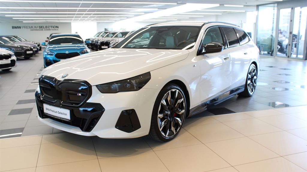 BMW i5 2024