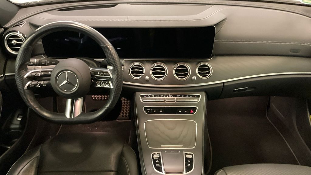 Mercedes-Benz E 300 2021