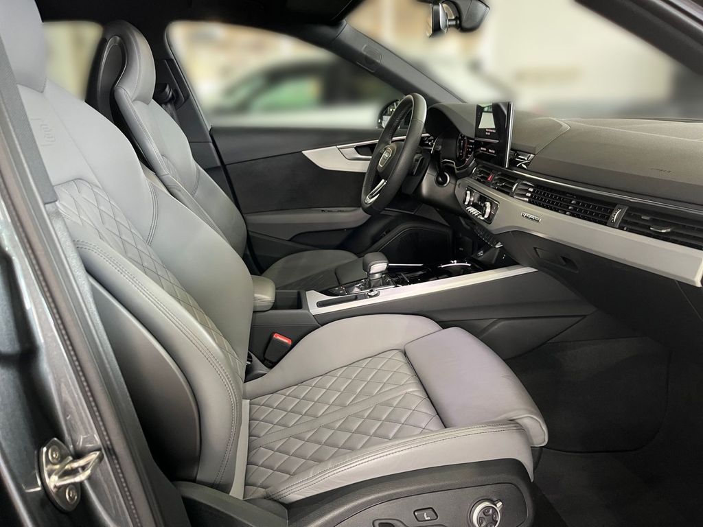 Audi A4 2024