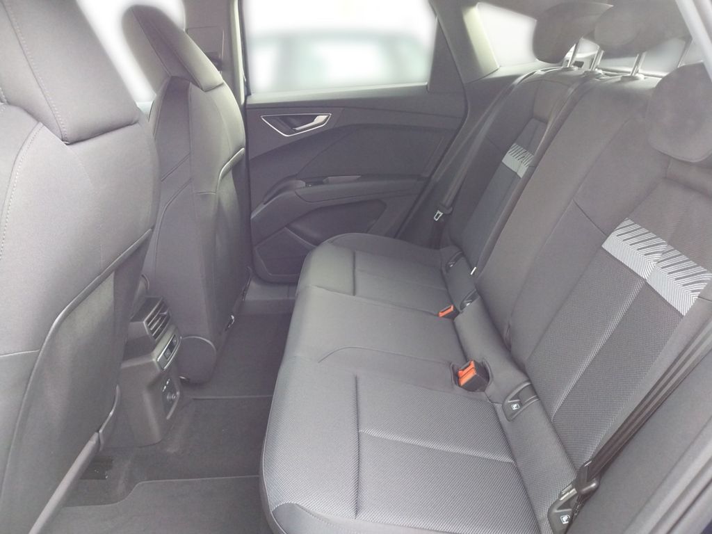 Audi Q4