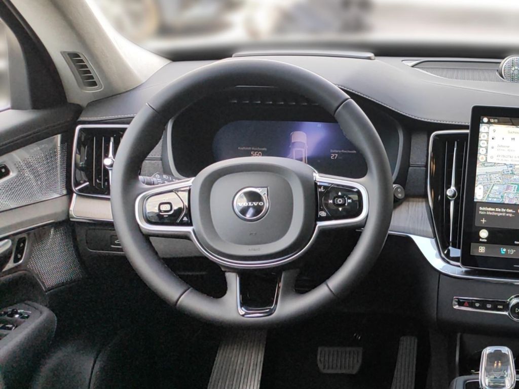 Volvo XC90 2025