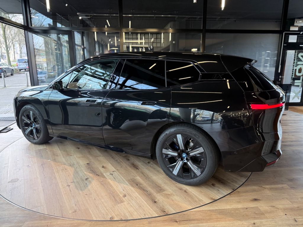 BMW iX 2022