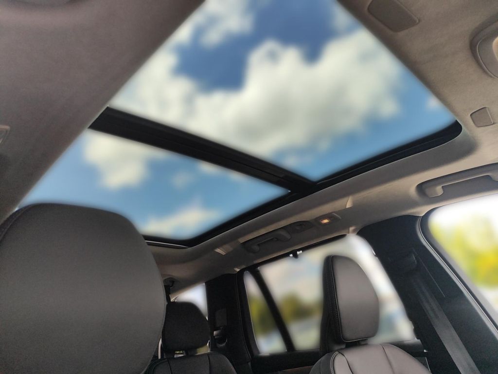 Volvo XC90 2025