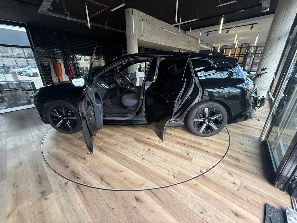 BMW iX 2022