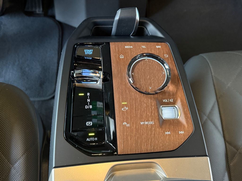 BMW iX 2022