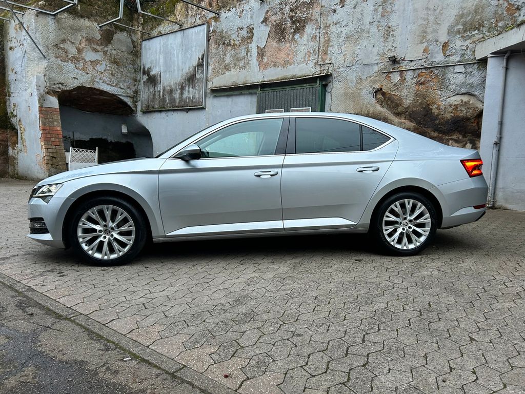 Skoda Superb 2022