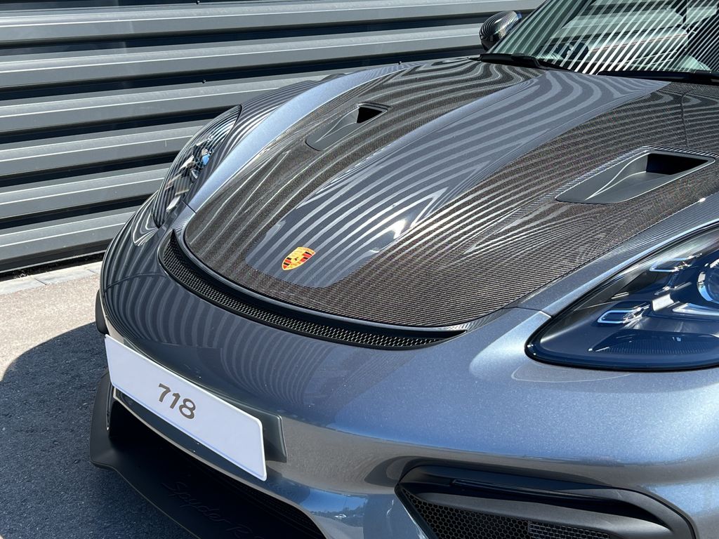 Porsche Boxster 2025