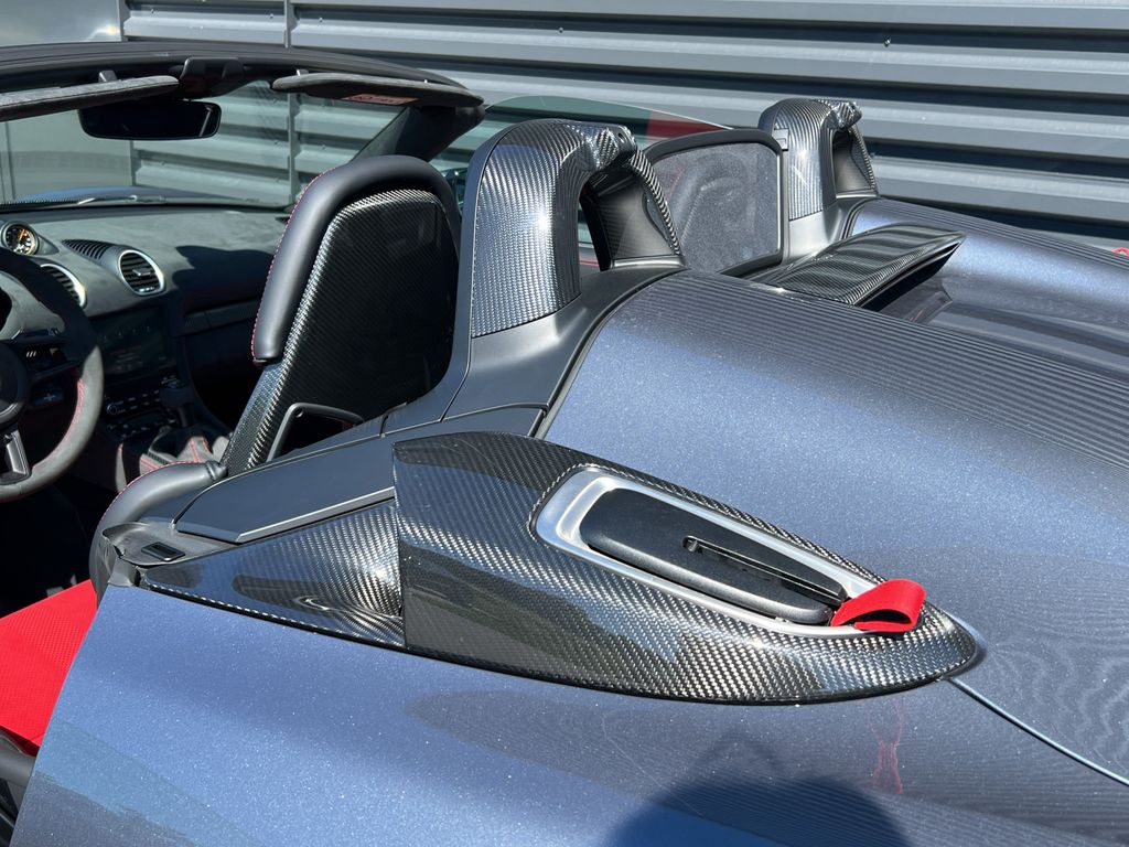 Porsche Boxster 2025