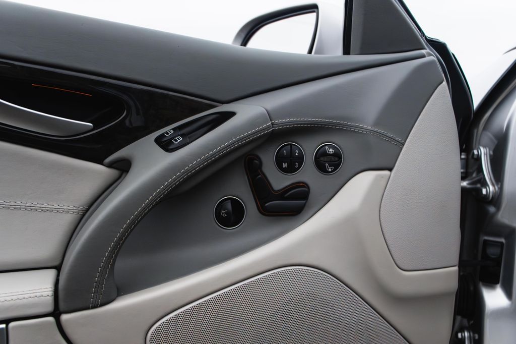 Mercedes-Benz SL 65 AMG 2005