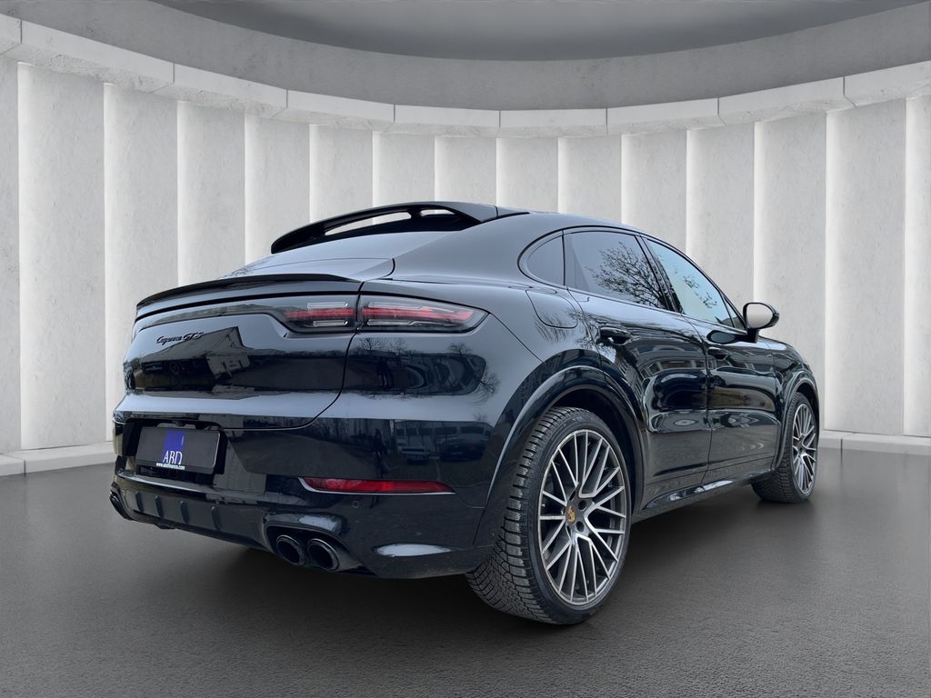 Porsche Cayenne 2021