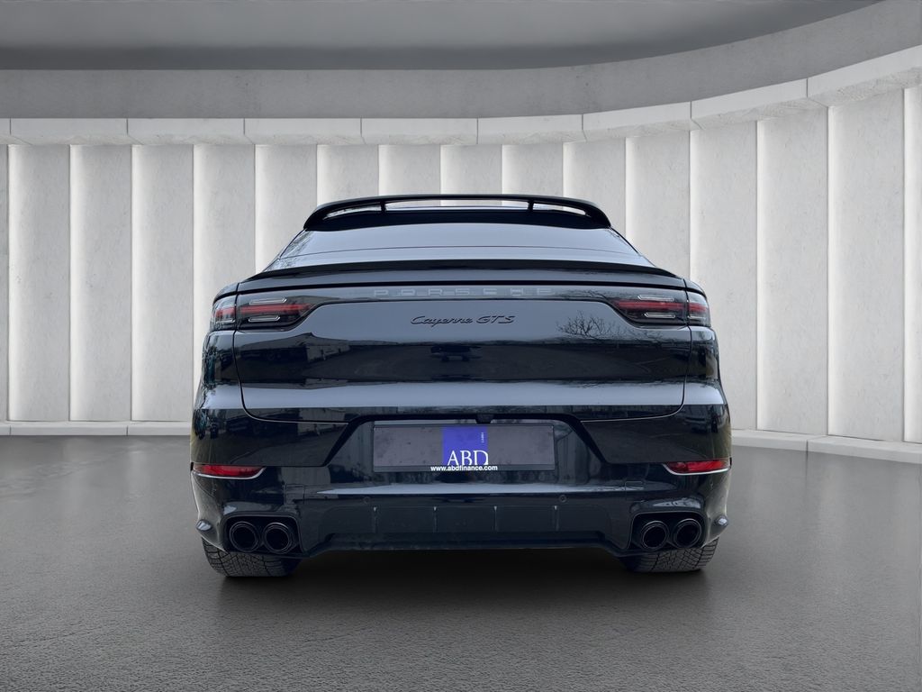 Porsche Cayenne 2021