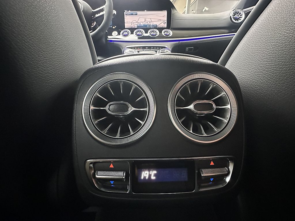 Mercedes-Benz AMG GT 2024