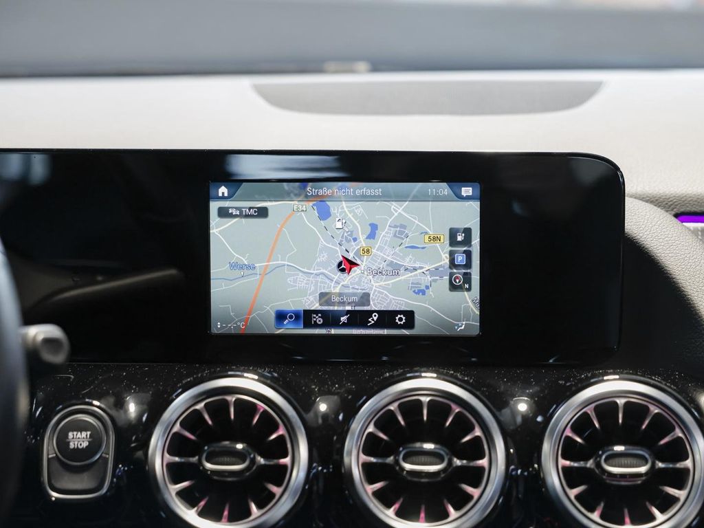 Mercedes-Benz EQA 2021