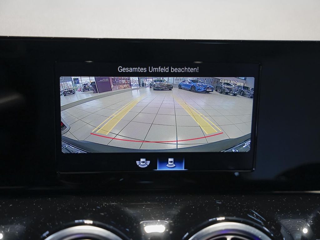 Mercedes-Benz EQA 2021