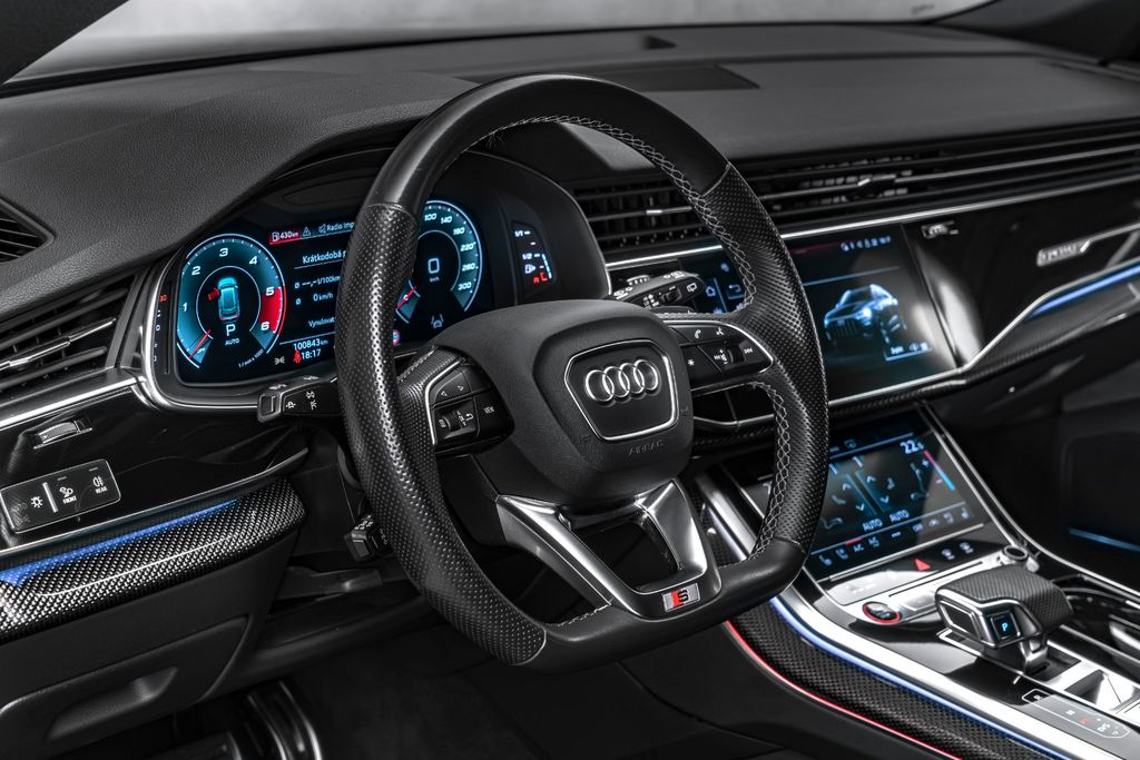 Audi SQ8 2020
