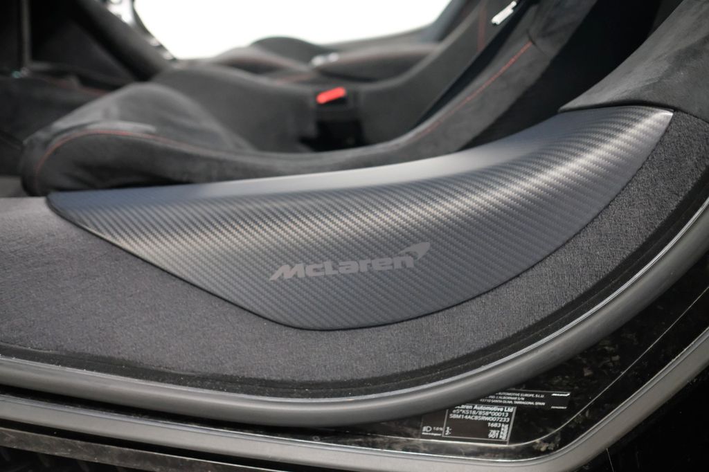 McLaren 750S 2023