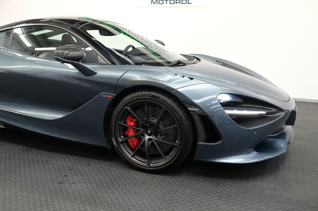 McLaren 750S 2023