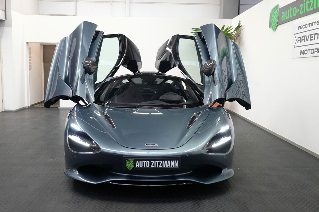 McLaren 750S 2023