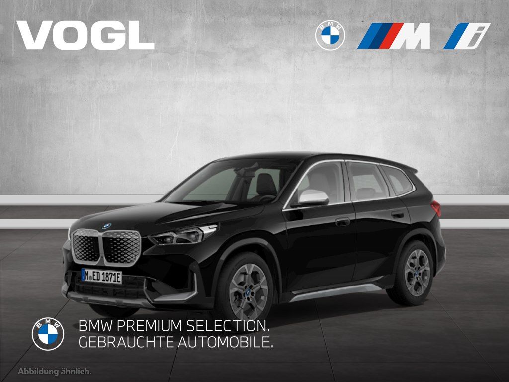 BMW iX1 2023