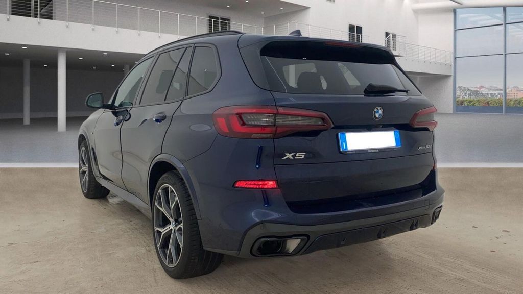 BMW X5 2022