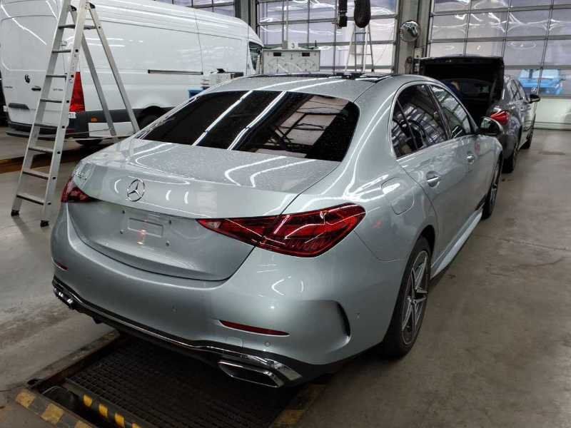 Mercedes-Benz C 300 2024