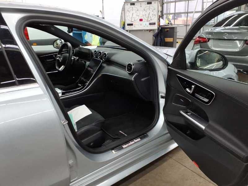 Mercedes-Benz C 300 2024