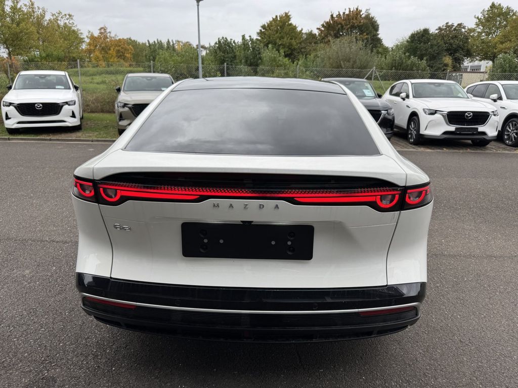 Mazda 6e