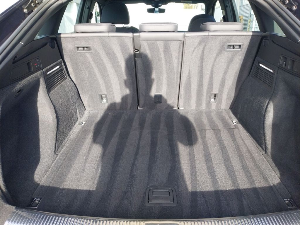 Audi SQ5 2022