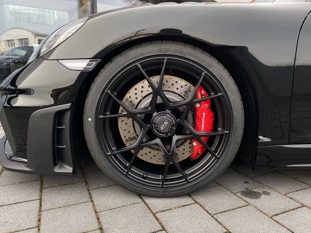 Porsche Boxster 2025