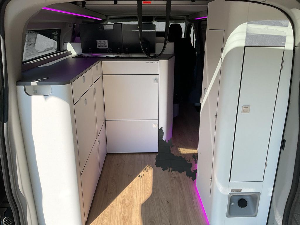 Ford Tourneo Custom 2025