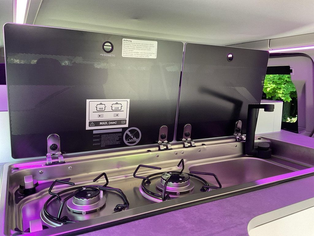 Ford Tourneo Custom 2025