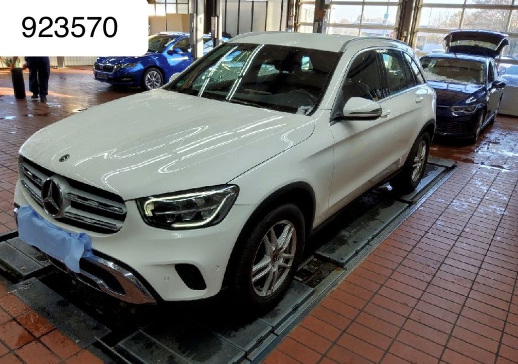 Mercedes-Benz GLC 200 2020
