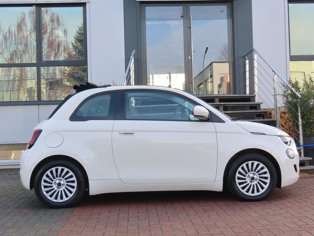 Fiat 500e 2023