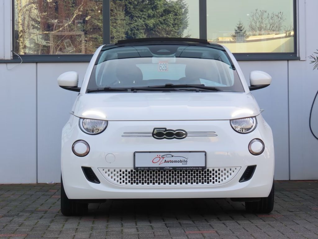 Fiat 500e 2023